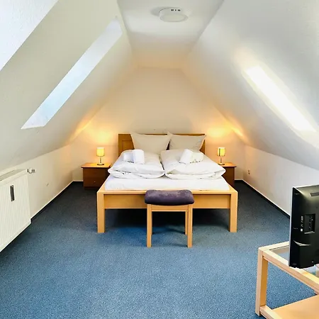 Erlen Apartment- 5 Personen-2 Schlafzimmer- Parkplatz- Waschmaschine Apartament