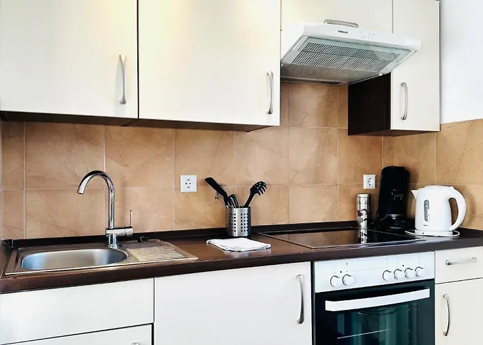 Erlen Apartment- 5 Personen-2 Schlafzimmer- Parkplatz- Waschmaschine Wolfsburg